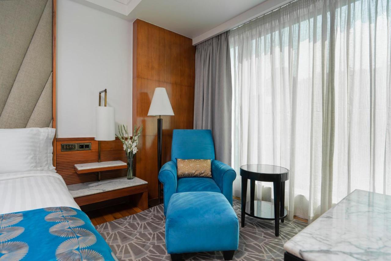 Intercontinental Marine Drive Mumbai By Ihg Hotel Bagian luar foto